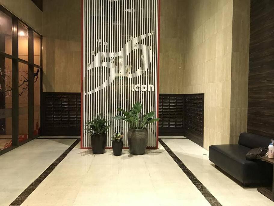 1br-stunning View-hana Apartment